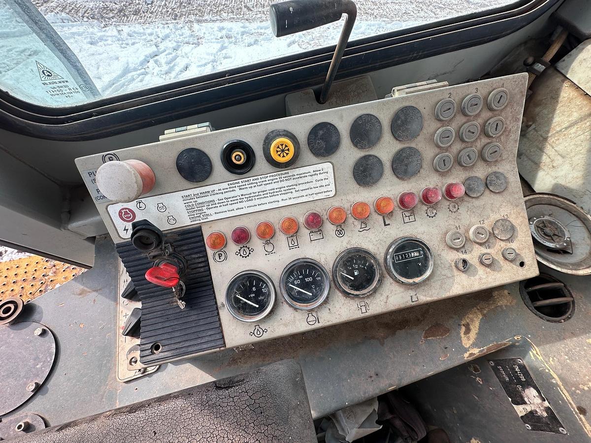 Used 2004 DEERE 755C Series II