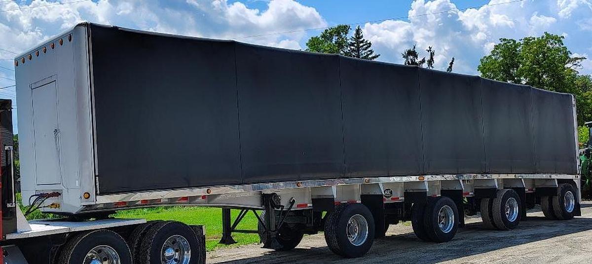 Used 2004 MAC 48 foot Quad