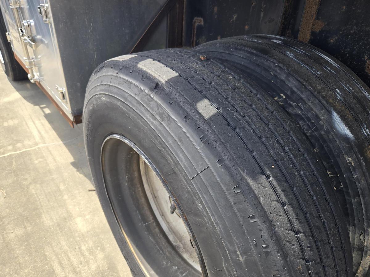 Used 2004 GREAT DANE 48 x 102