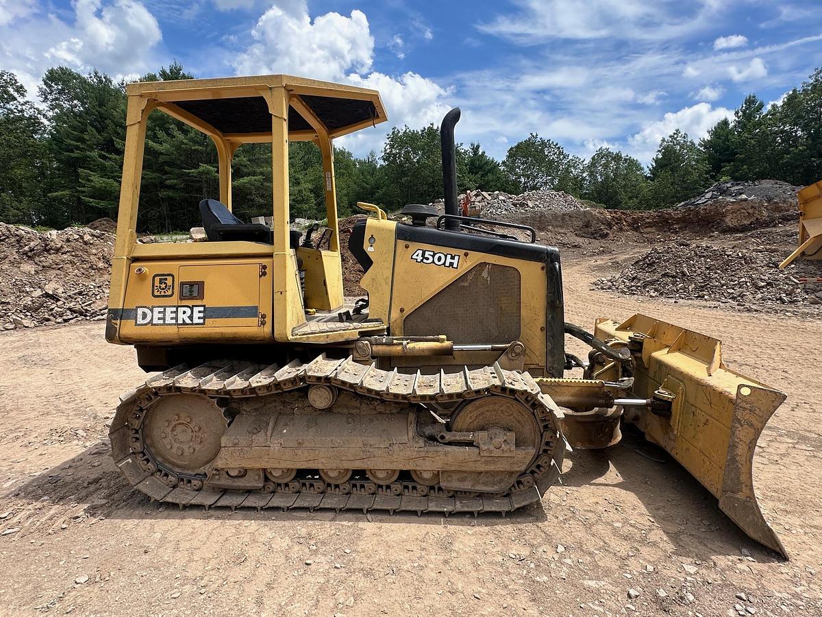 Used 2001 DEERE 450H