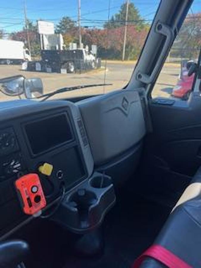 Used 2017 INTERNATIONAL 4300 Attenuator