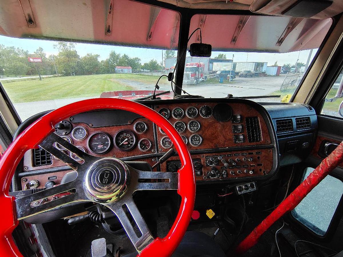 Used 2005 PETERBILT 379