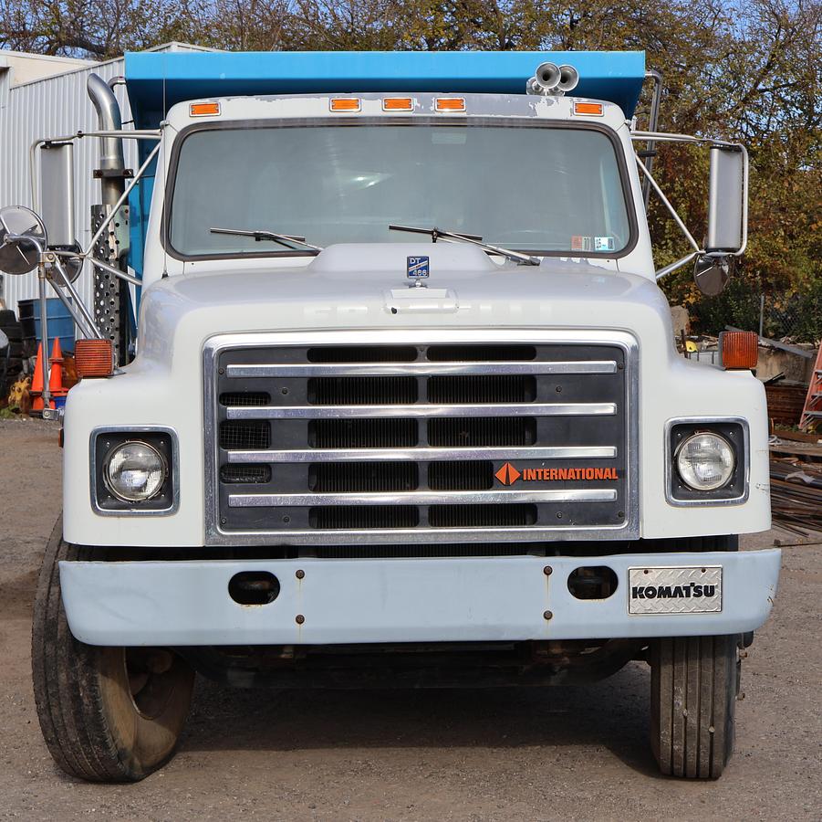 Used 1988 INTERNATIONAL 1954