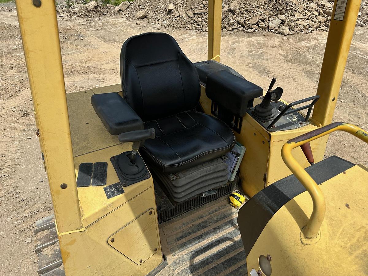 Used 2001 DEERE 450H
