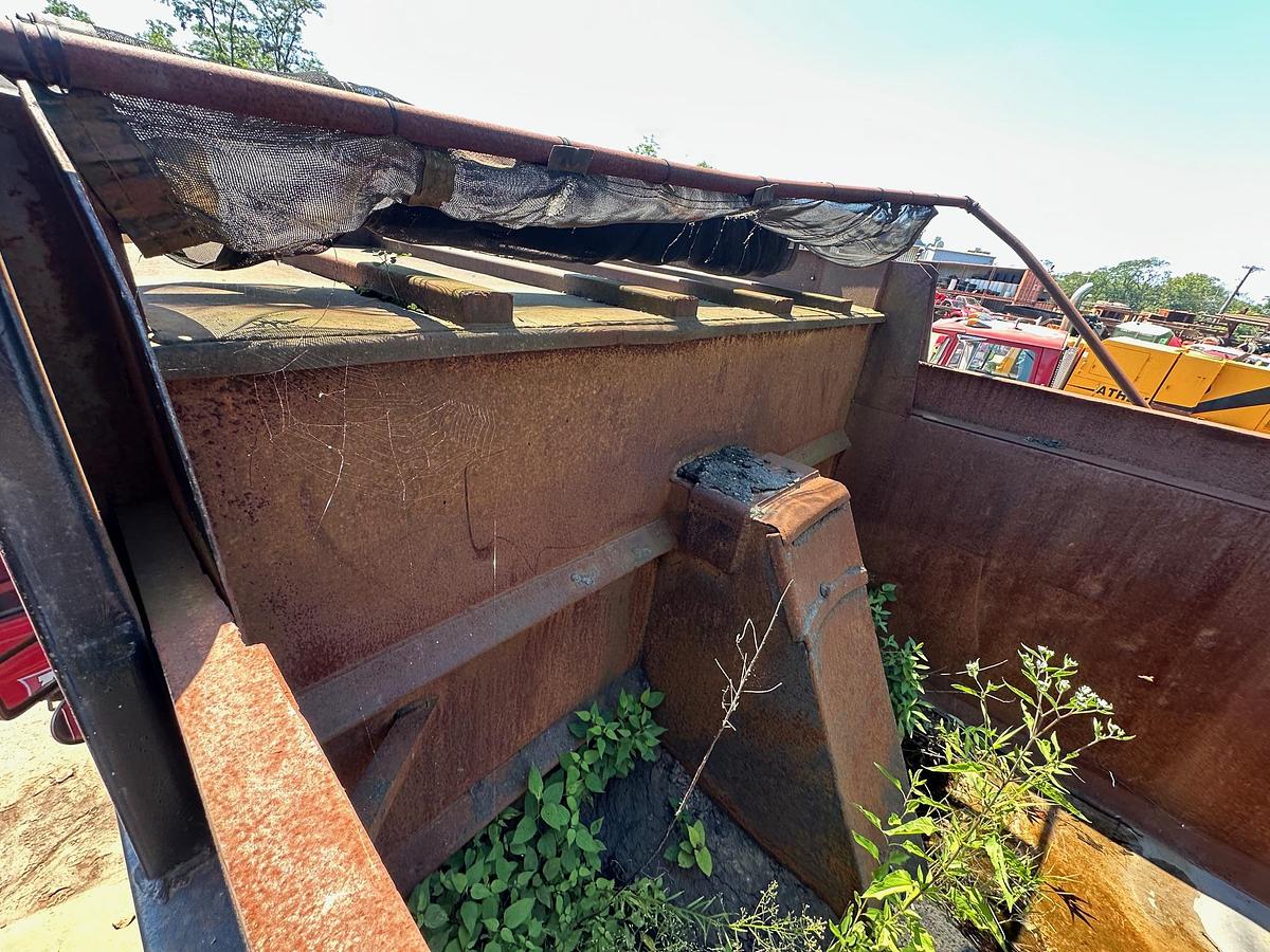 Used 1986 AUTOCAR DK64