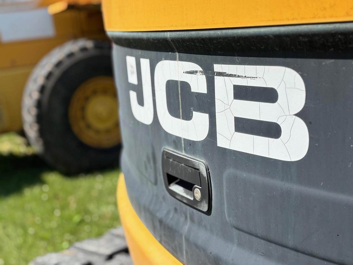 Used 2014 JCB 85Z-1