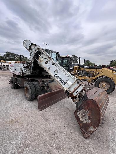 Used 2003 GRADALL 4300 XL