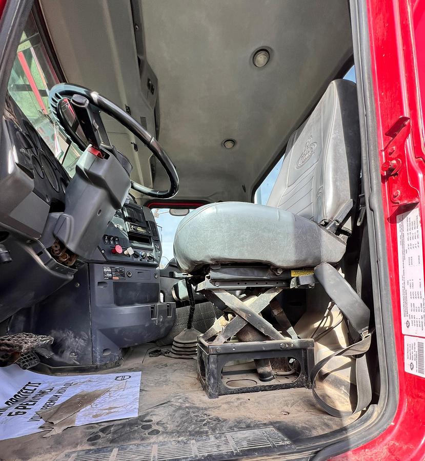 Used 2011 MACK Pinnacle CHU613