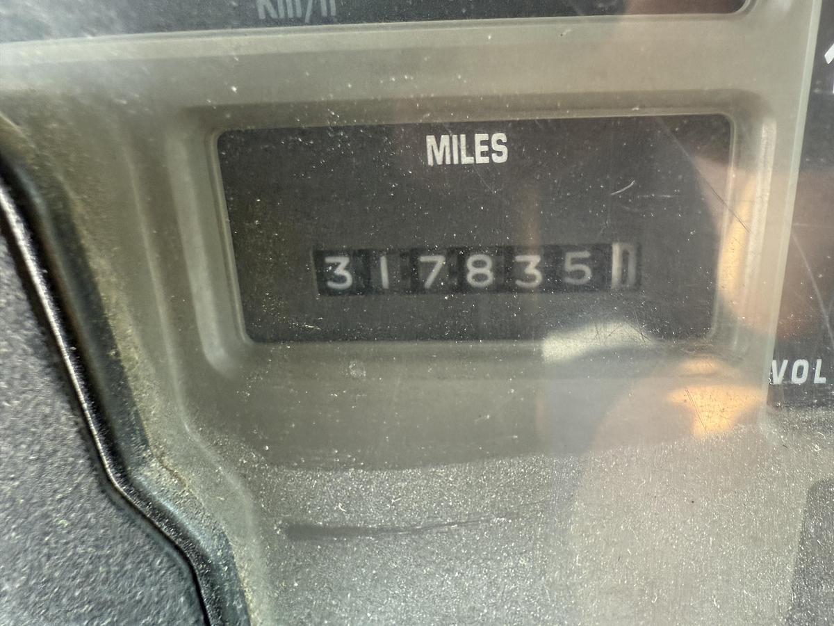 Used 1995 INTERNATIONAL 4900