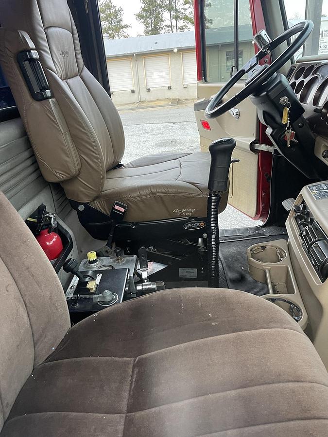 Used 2001 MACK CHU613