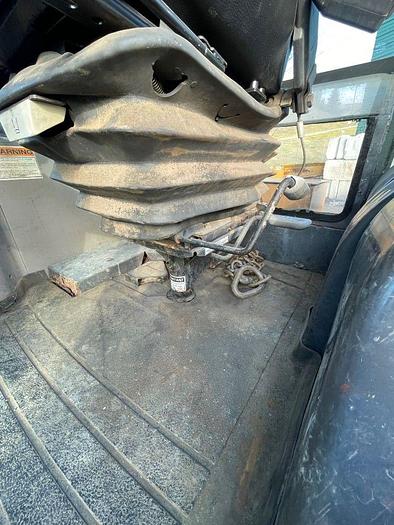 Used 2003 CASE 570M XT