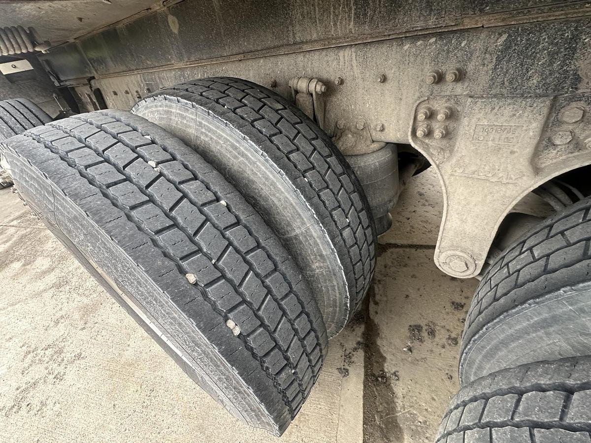 Used 2015 KENWORTH T800