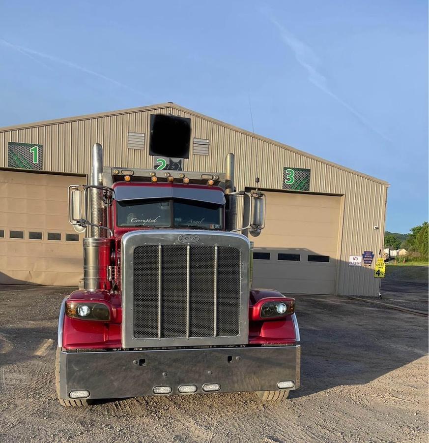 Used 2018 PETERBILT 389 L