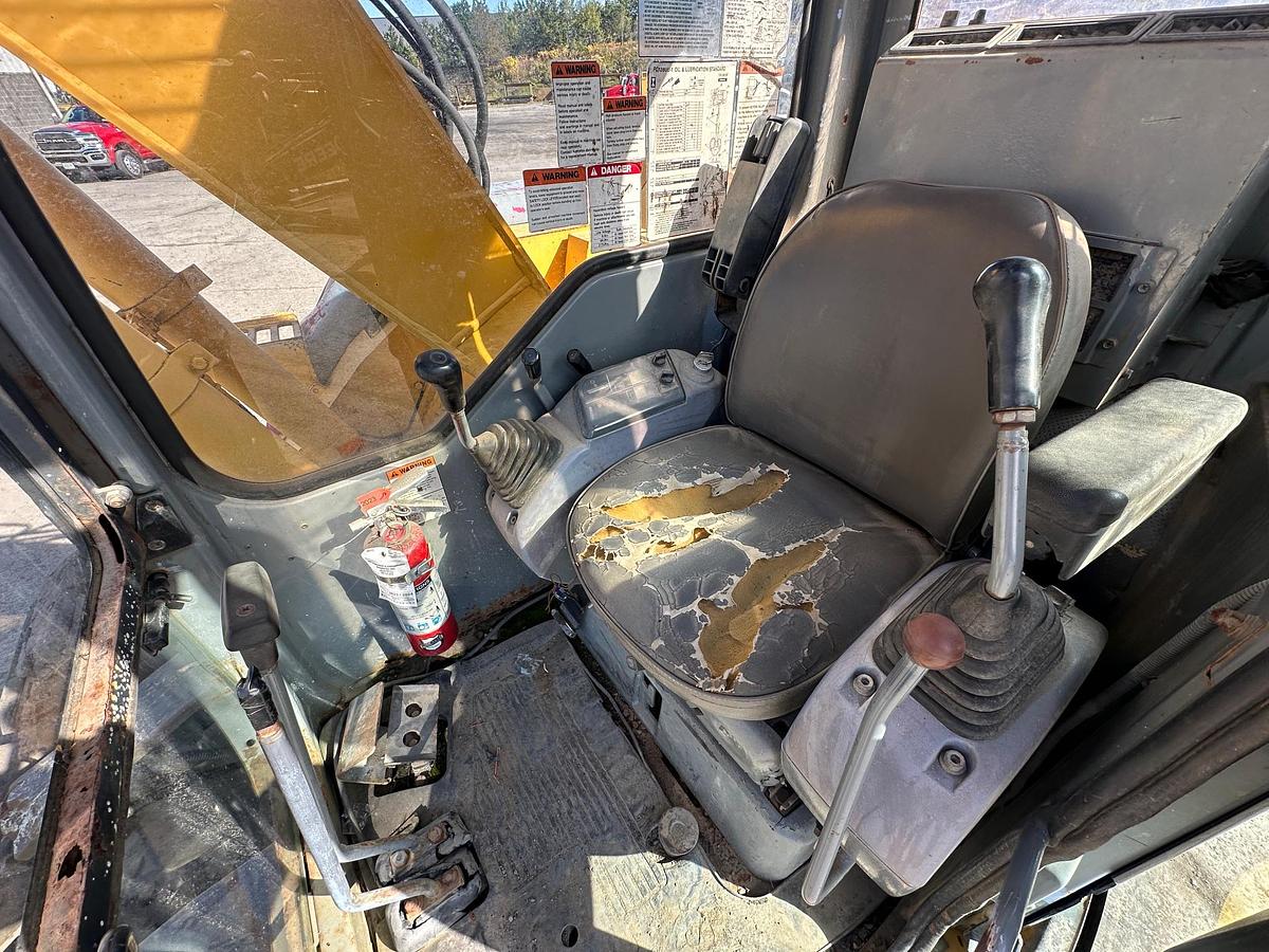 Used 1996 KOMATSU PC128UU-1