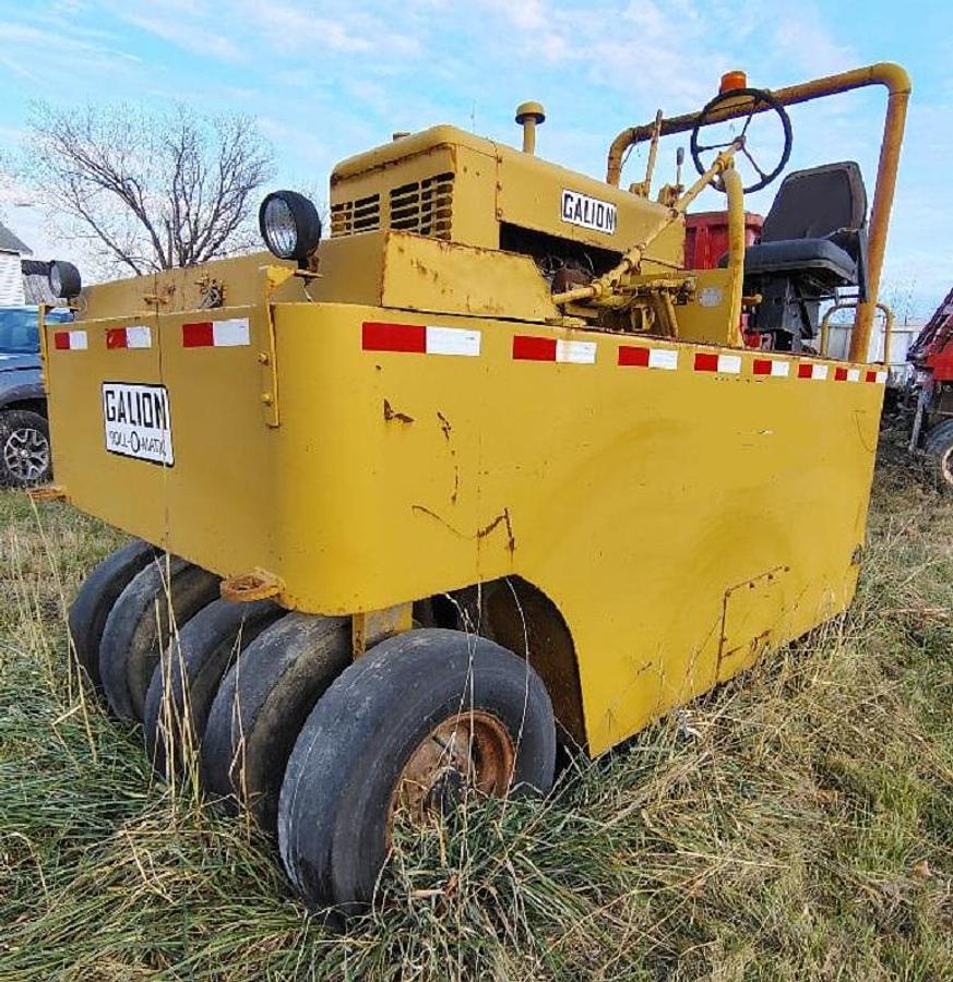 Used 1966 GALION UB-220 9 Wheel Pneumatic Roller
