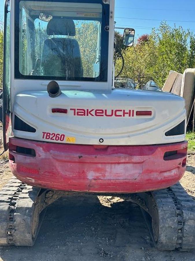 Used 2015 TAKEUCHI TB260
