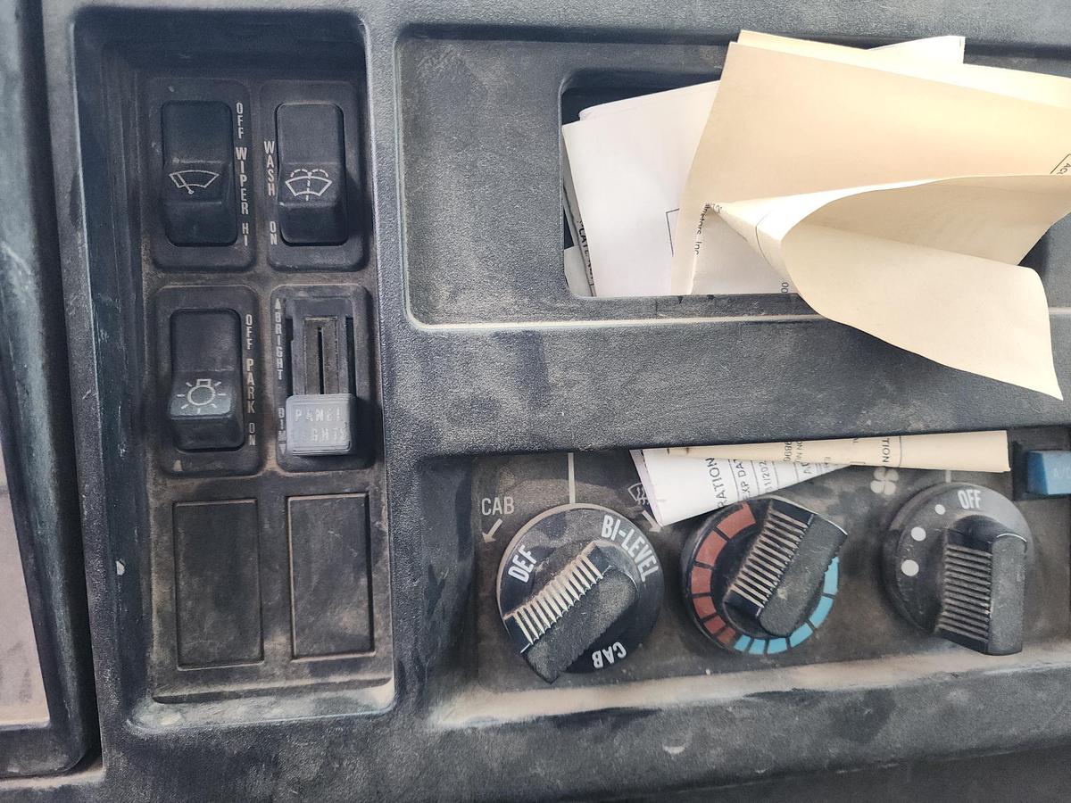 Used 1993 INTERNATIONAL 4700  4x2