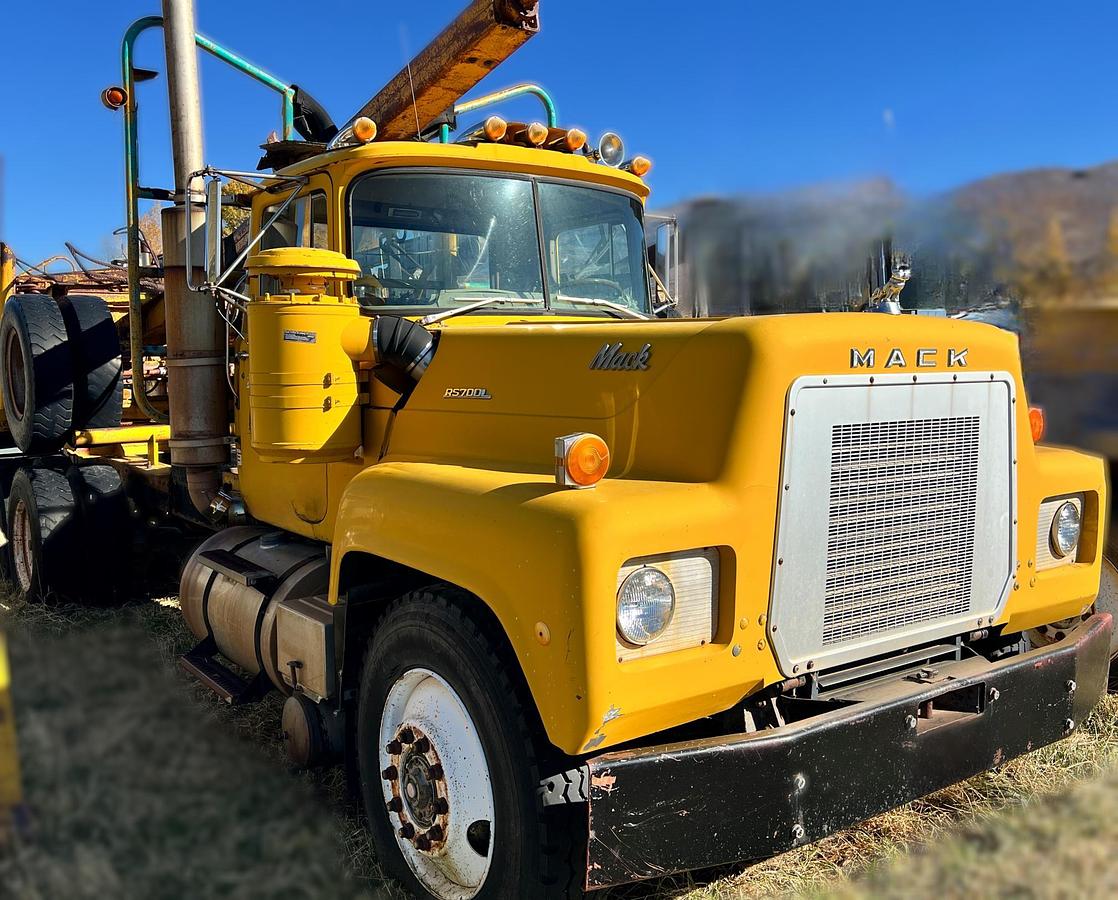 Used 1977 MACK RS767LST