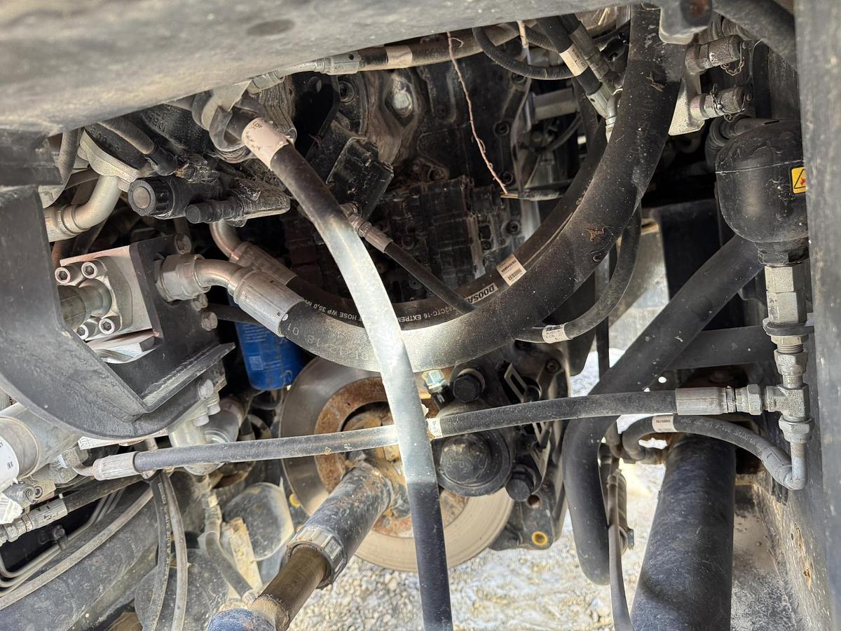 Used 2018 DOOSAN DL 220