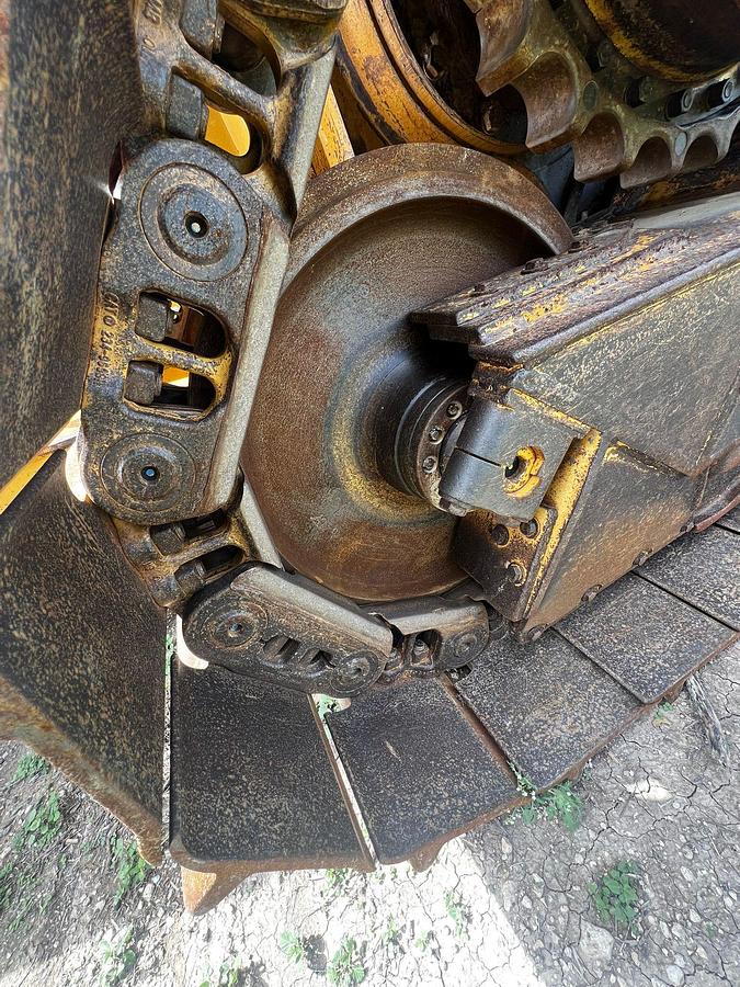 Used 2011 CATERPILLAR D6T XL