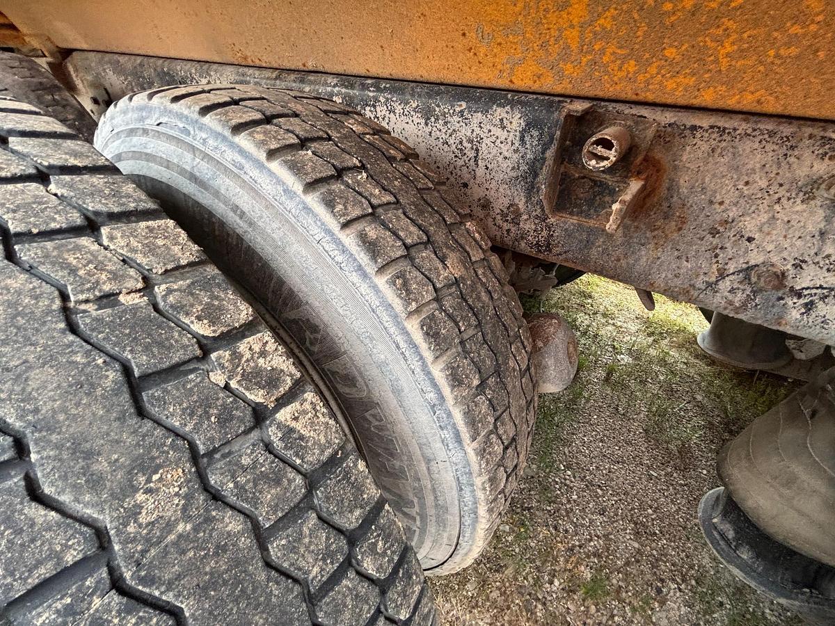 Used 1995 MACK CL713