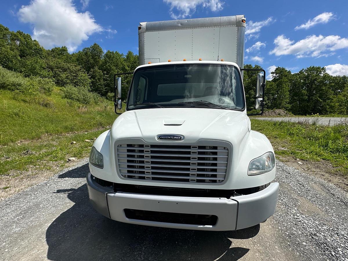 Used 2016 FREIGHTLINER Business Class M2