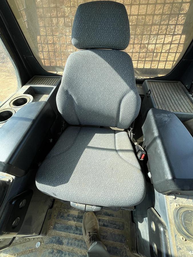 Used 2019 DEERE 550K