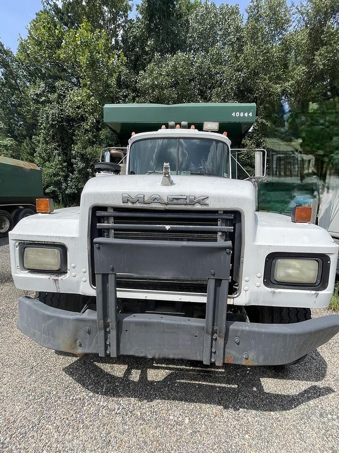 Used 1993 MACK RD 690S
