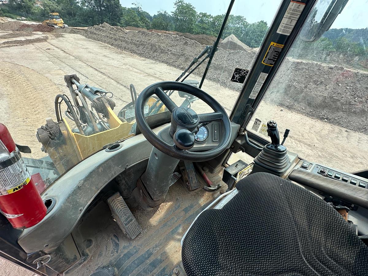 Used 2018 DEERE 244k-II