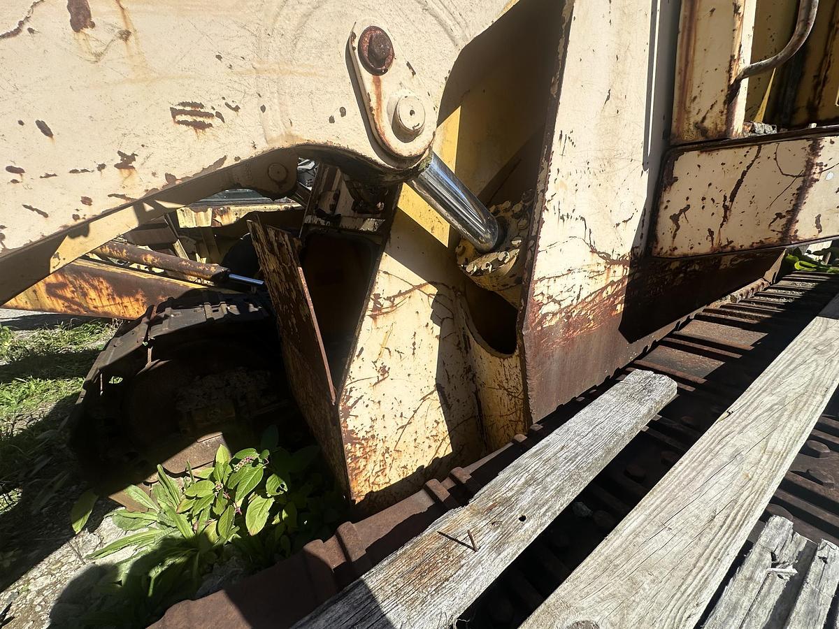 Used LIEBHERR LR631B