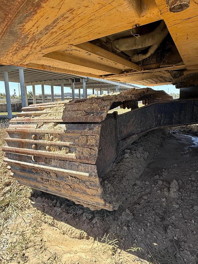 Used 2017 DEERE 210G LC