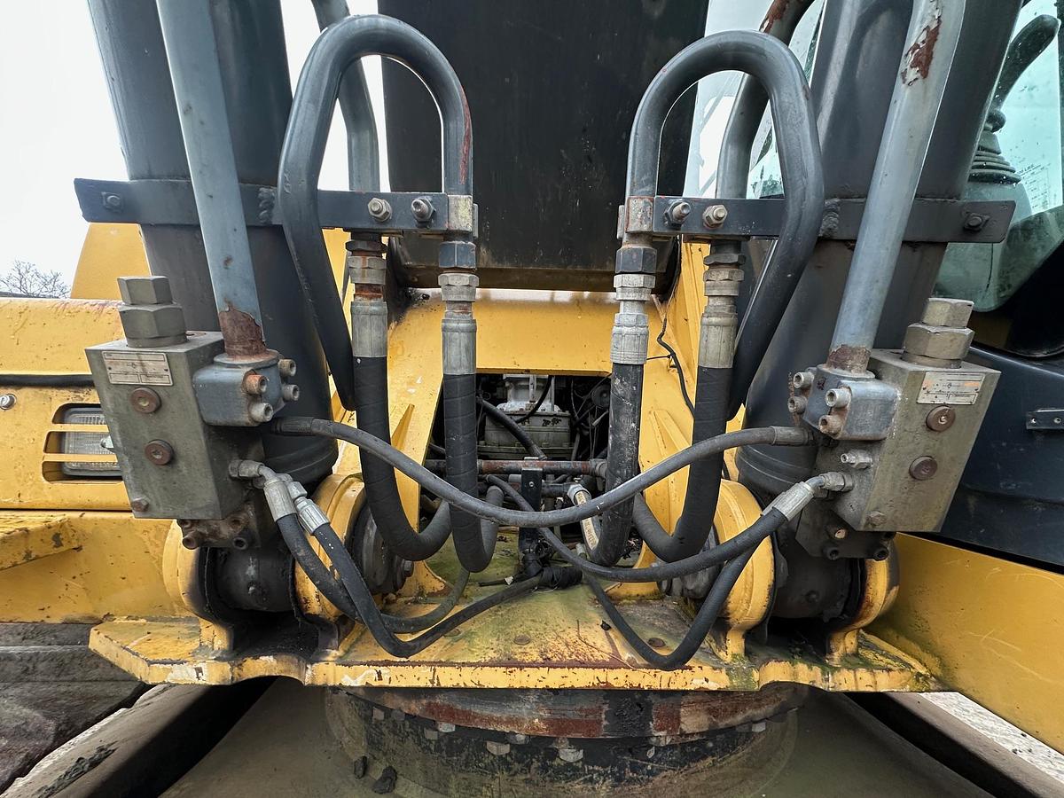 Used 2007 DEERE 350D LC