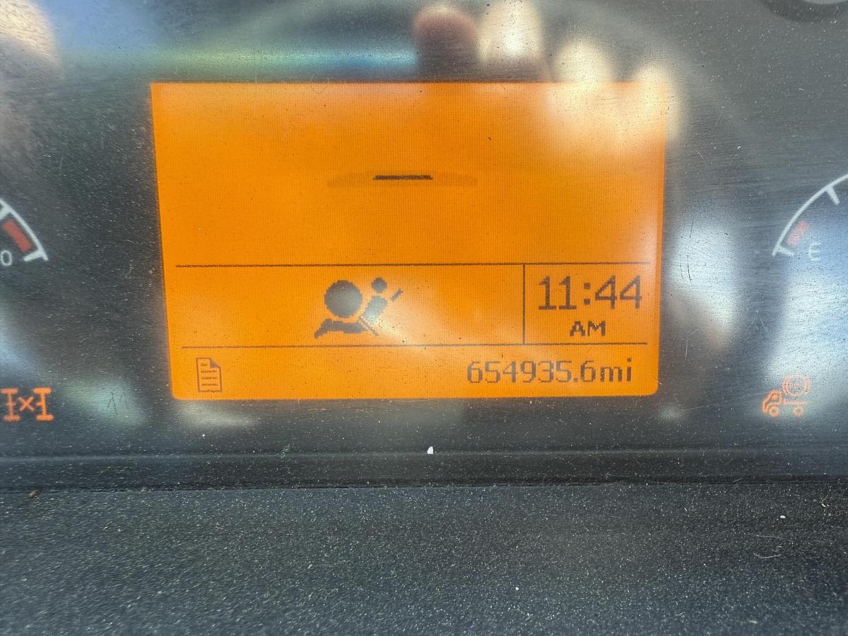 Used 2007 VOLVO VNM64T200