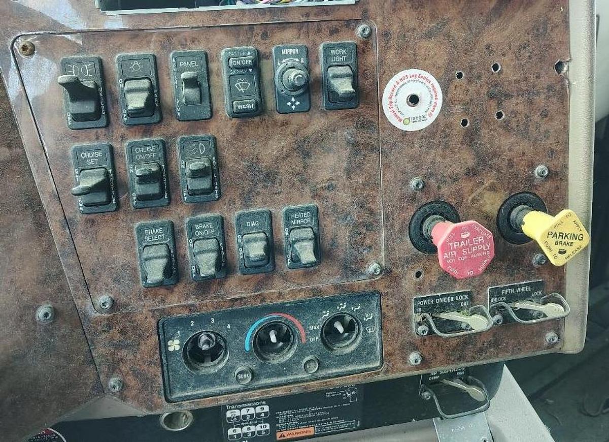 Used 2005 INTERNATIONAL 9400i Eagle