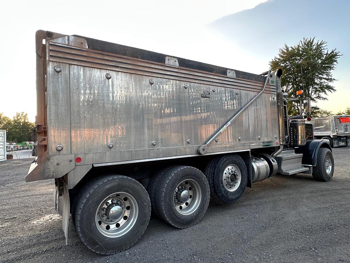 Used 2019 PETERBILT 389L