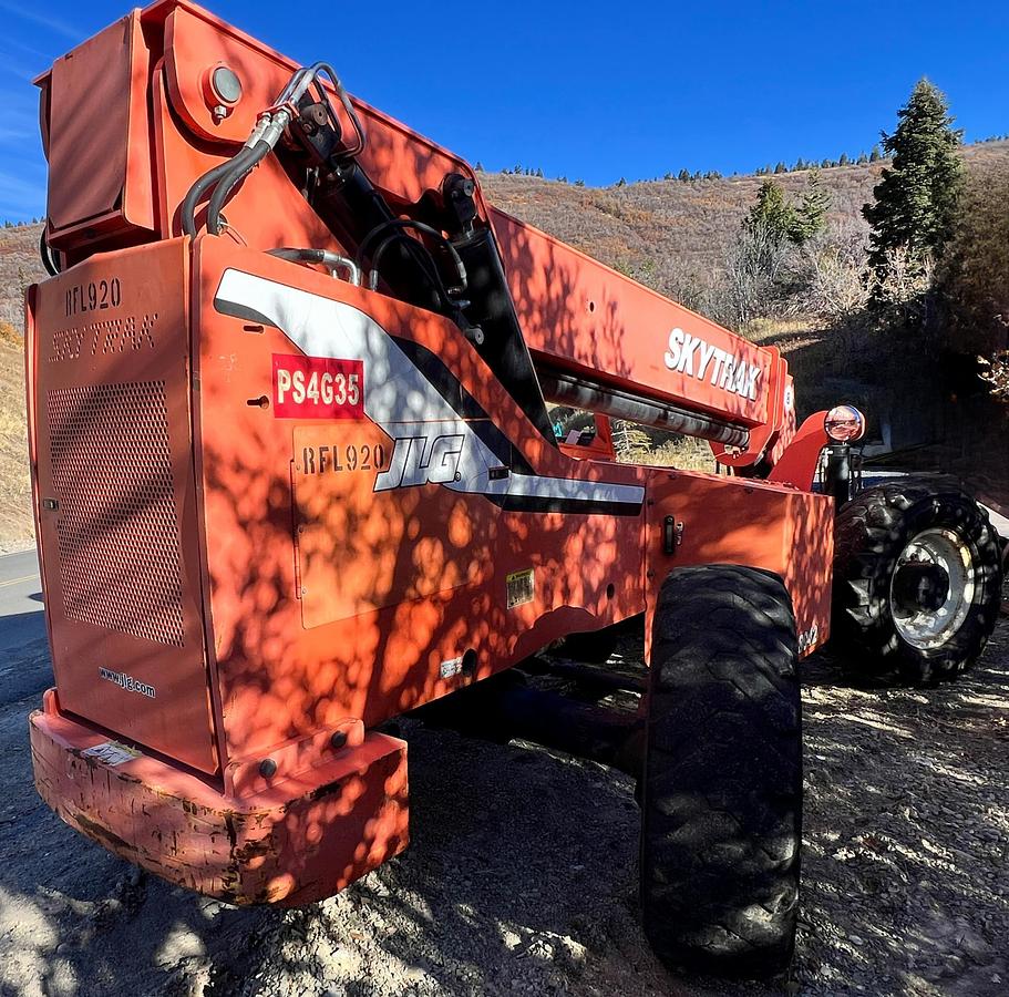 Used 2007 SKY TRAK 8042