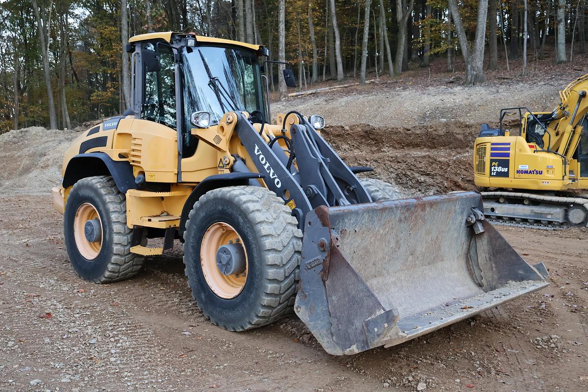 Used 2014 VOLVO L50G