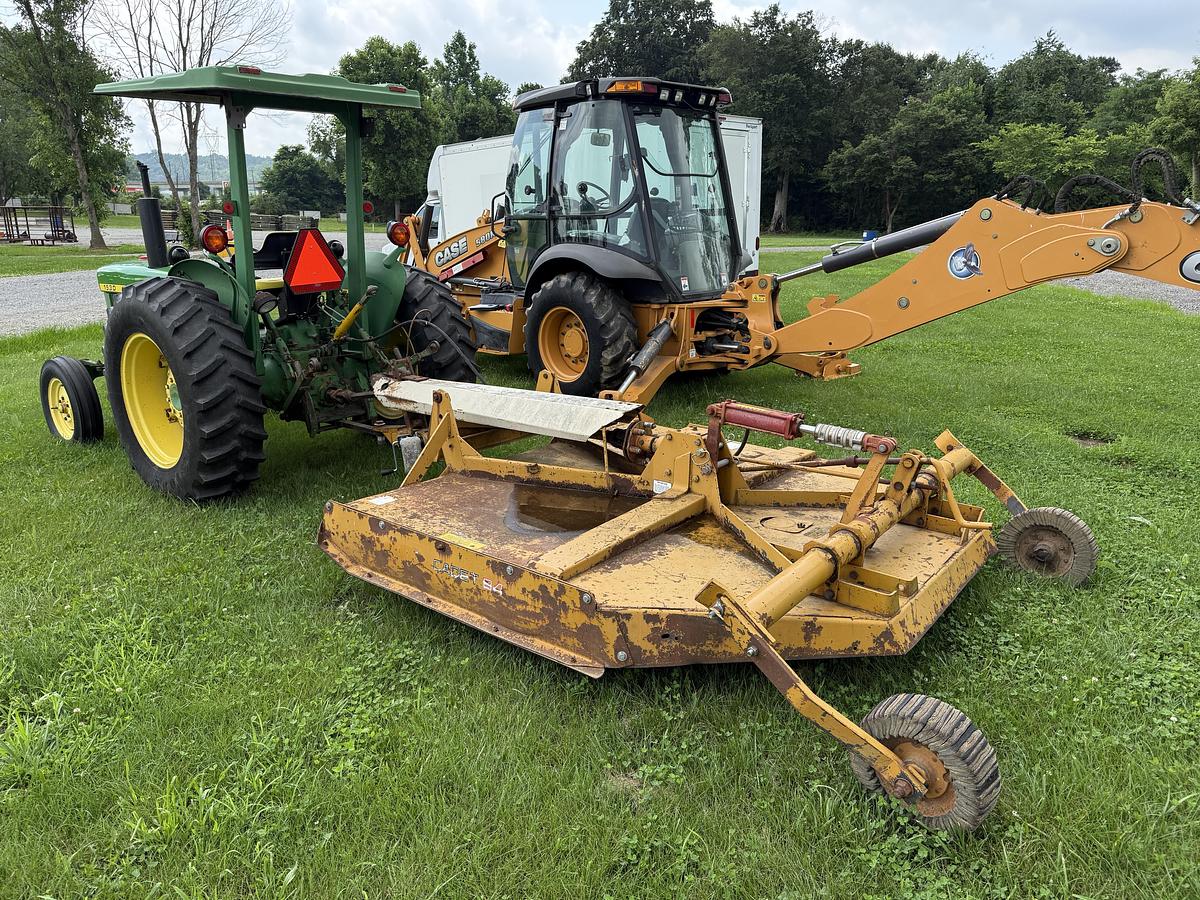 Used 1975 JOHN DEERE 1530