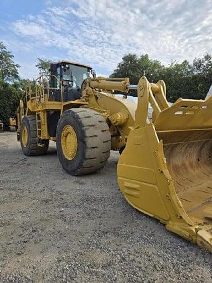 Used 2010 CATERPILLAR 988H