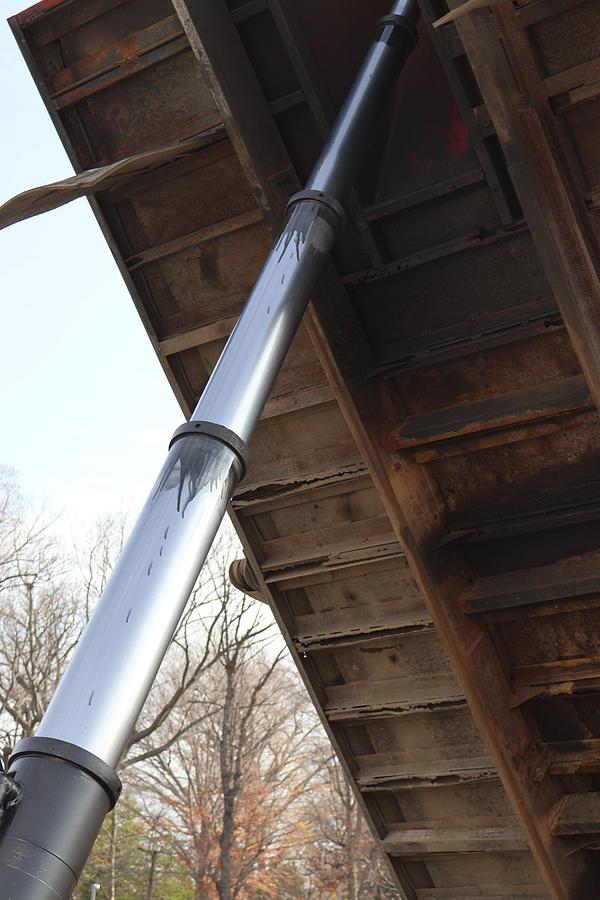 Used 2007 MACK Granite CV713