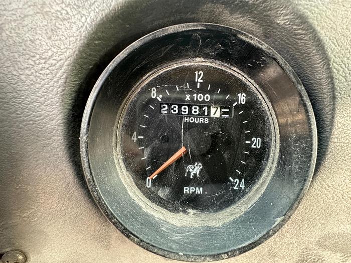 Used 2001 MACK DM688SX