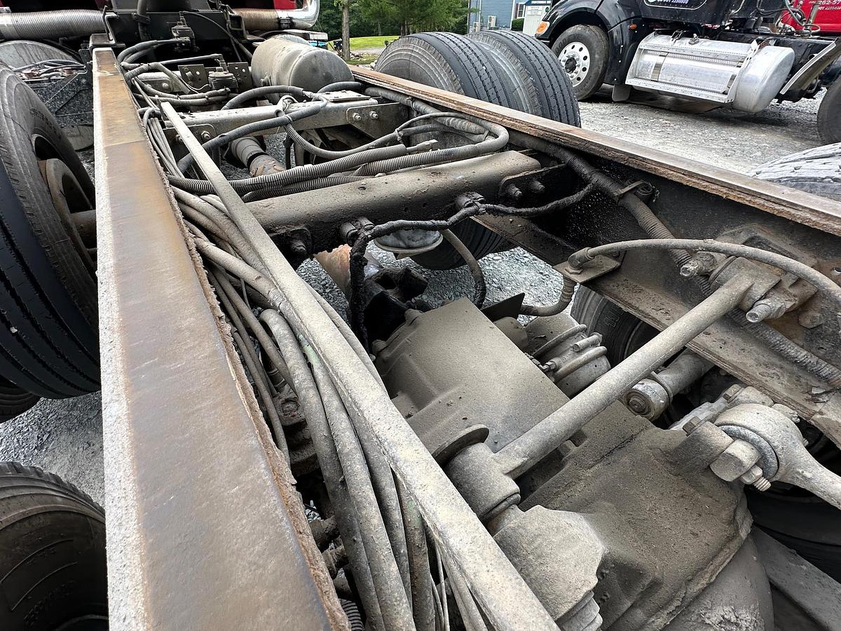Used 1998 FORD 9500