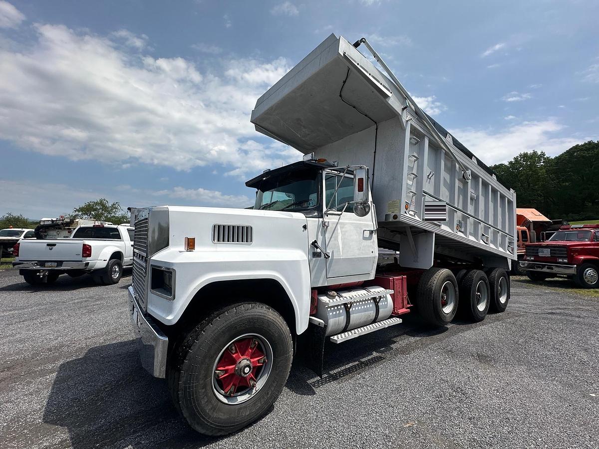 Used 1987 FORD LTL9000