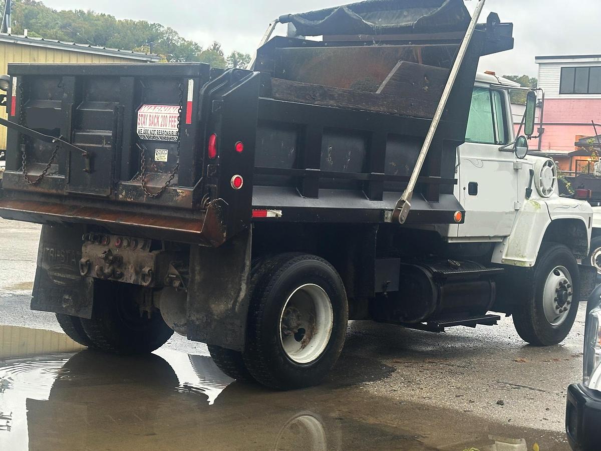Used 1994 FORD L8000