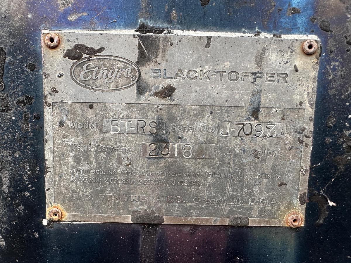 Used 1988 WHITE/GMC Brigadier Oil Distributor