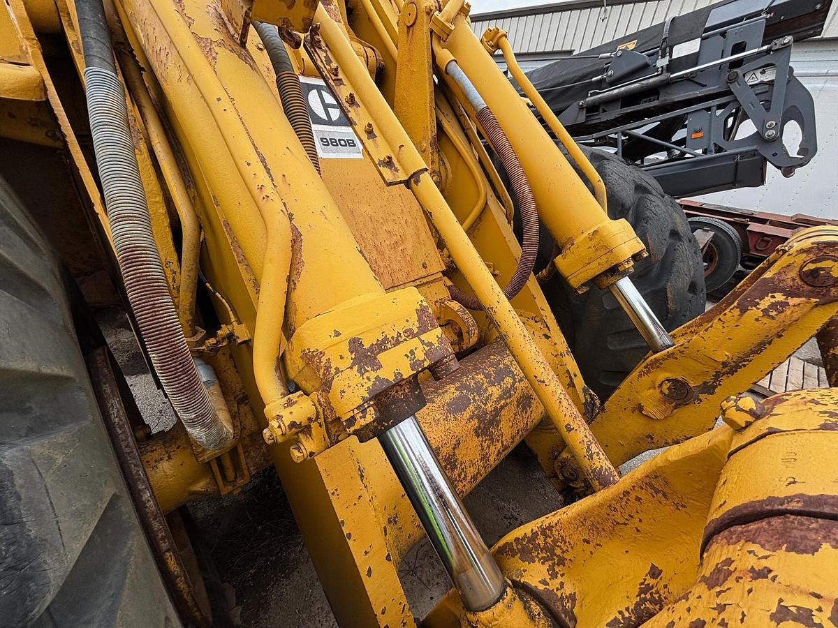 Used 1977 CATERPILLAR 980D