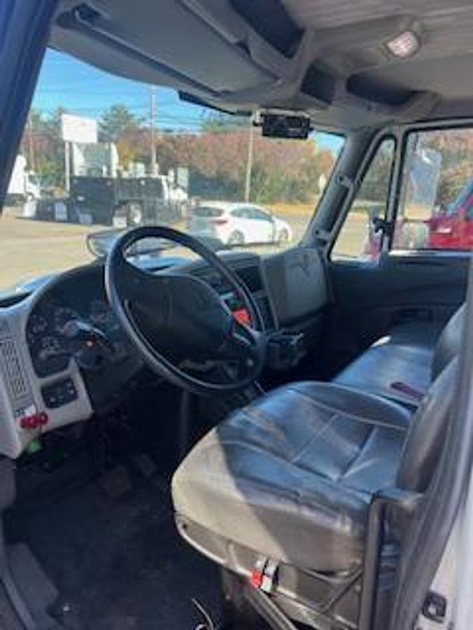 Used 2017 INTERNATIONAL 4300 Attenuator