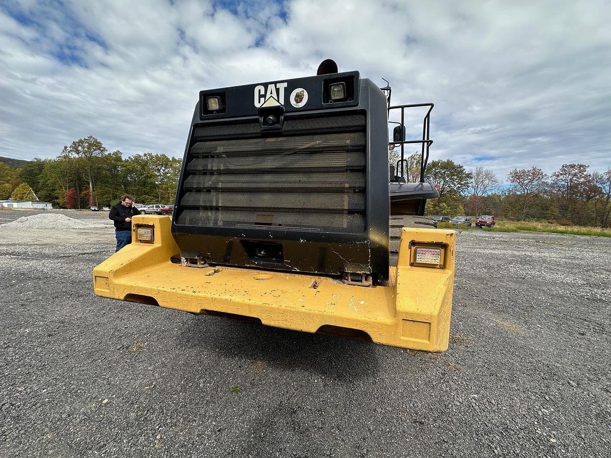 Used 2013 CATERPILLAR 972K