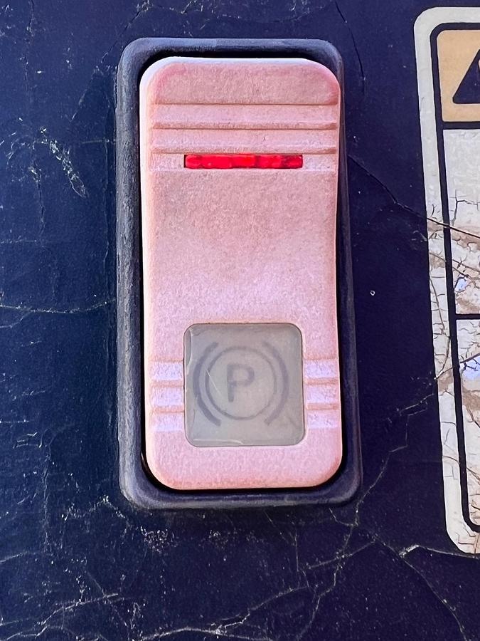 Used 2007 SKY TRAK 8042