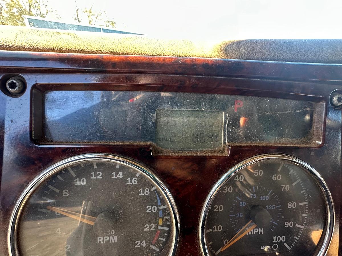 Used 2006 MACK Granite CV713